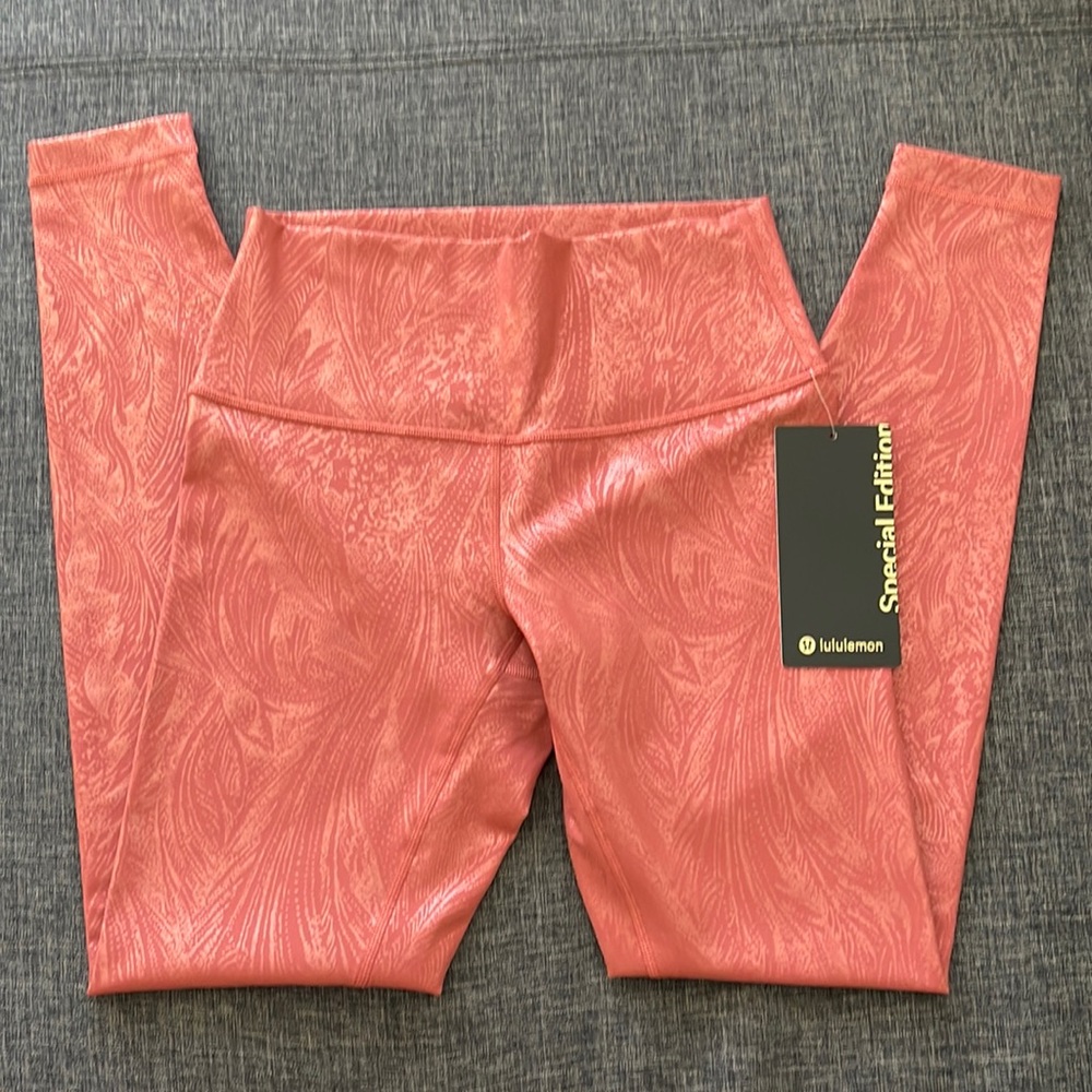 Lululemon Wunder Under SHINE NWT